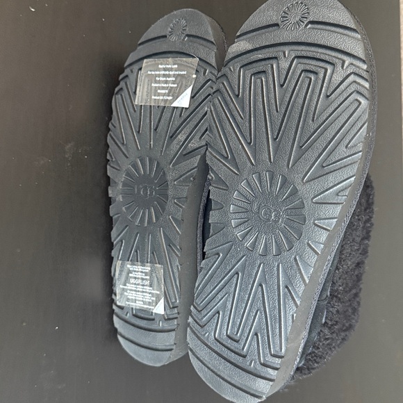 UGG Mini Braid Boot - NWOB - Picture 2 of 3